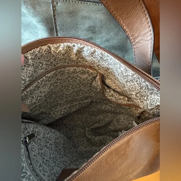 Joy Susan Vegan Leather Tote including Inner Organizer Pouch with 3 Pockets. - Picture 9 of 13